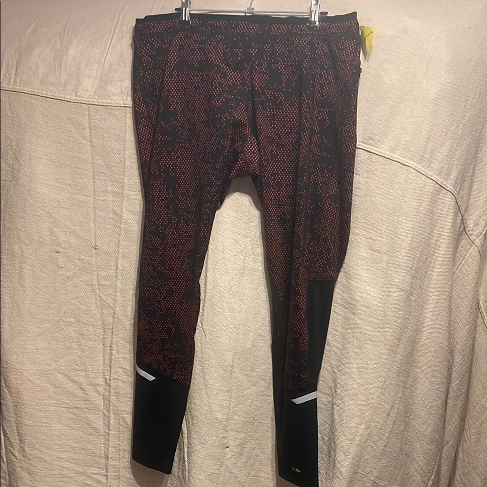Red and Black Patterned Leggings
